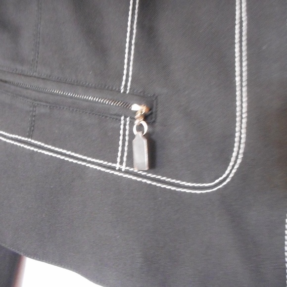 Worth Petites  Size 14P  Black zip front Blazer - Picture 3 of 7